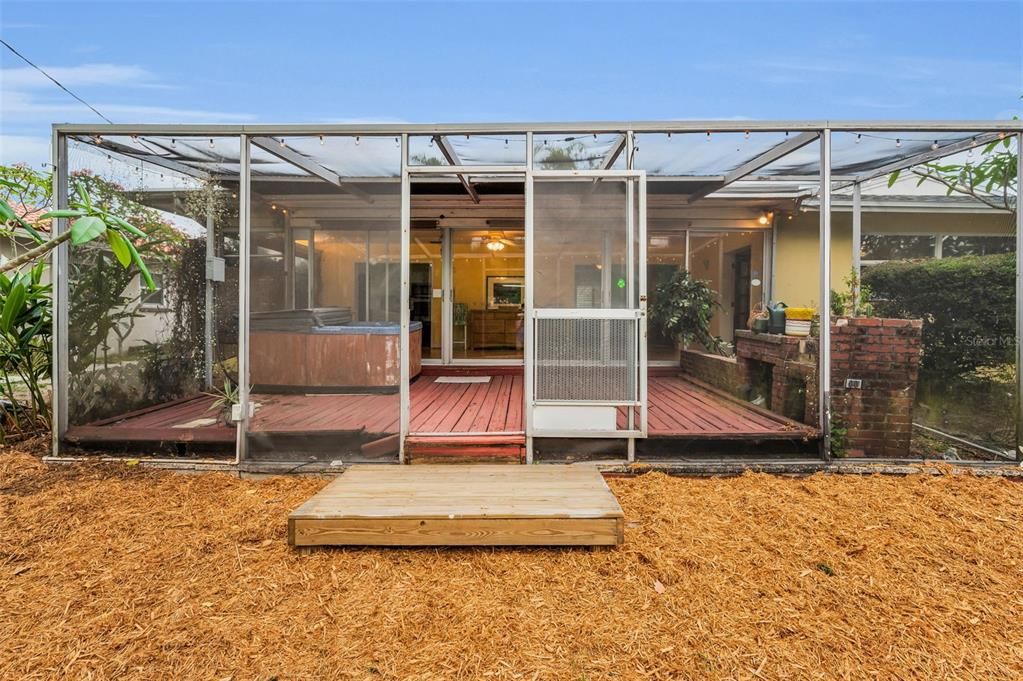 Backyard, Exterior