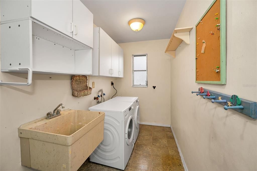 Interior, Washer