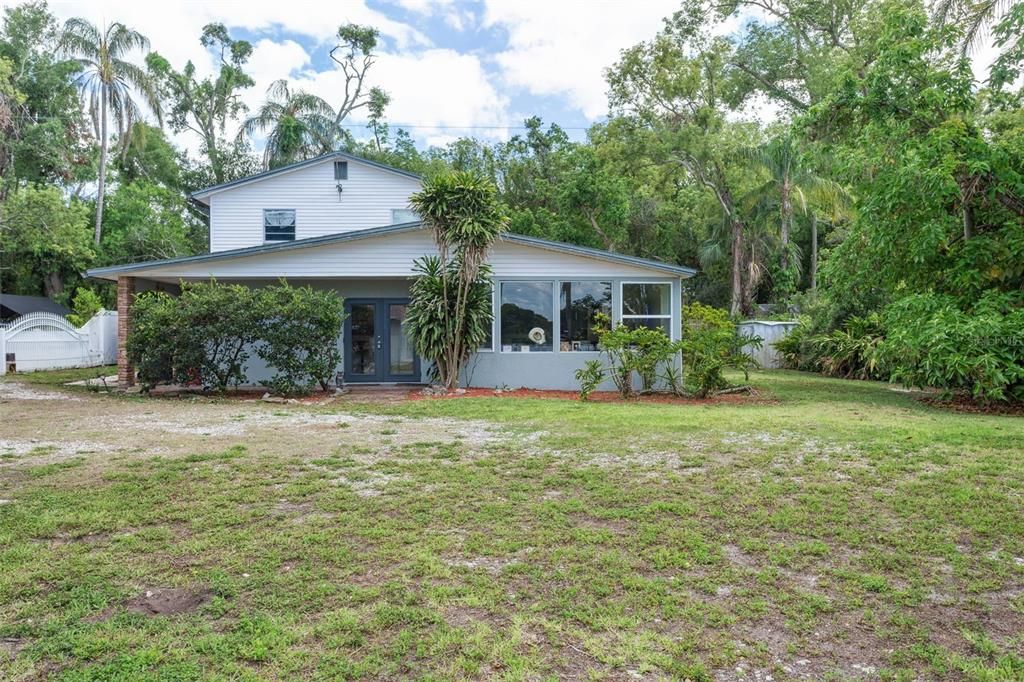 Backyard, Exterior