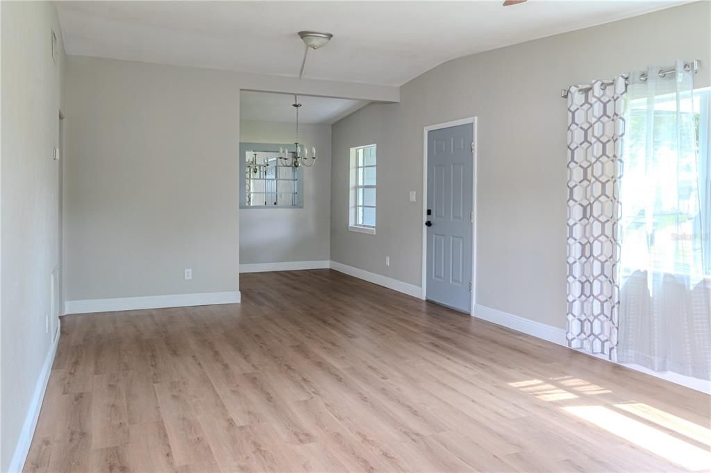 Empty room, Interior, Pendant Lights, Wood Texture Flooring