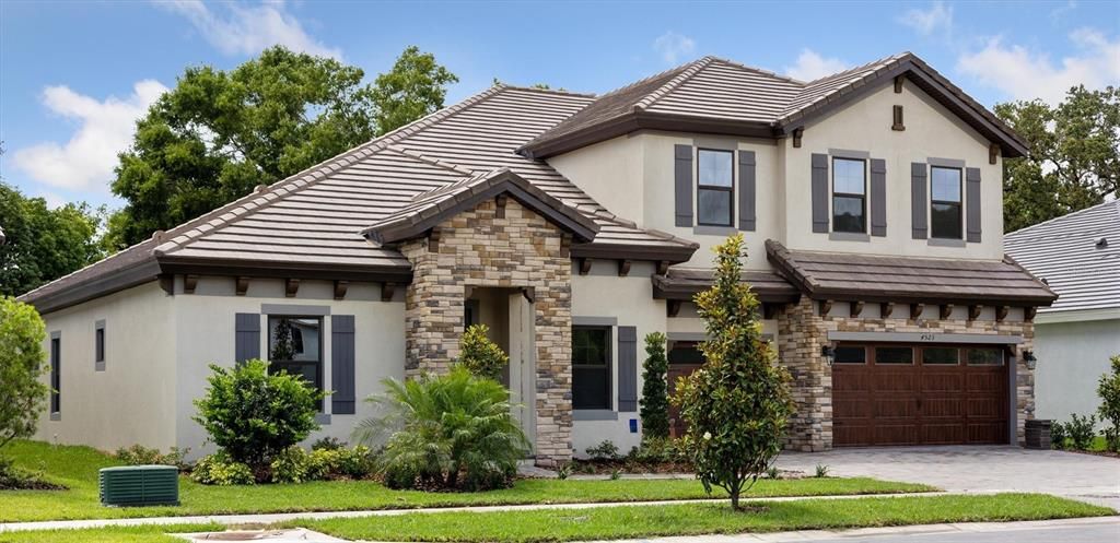 Attached, Exterior, Facade, Mediterranean