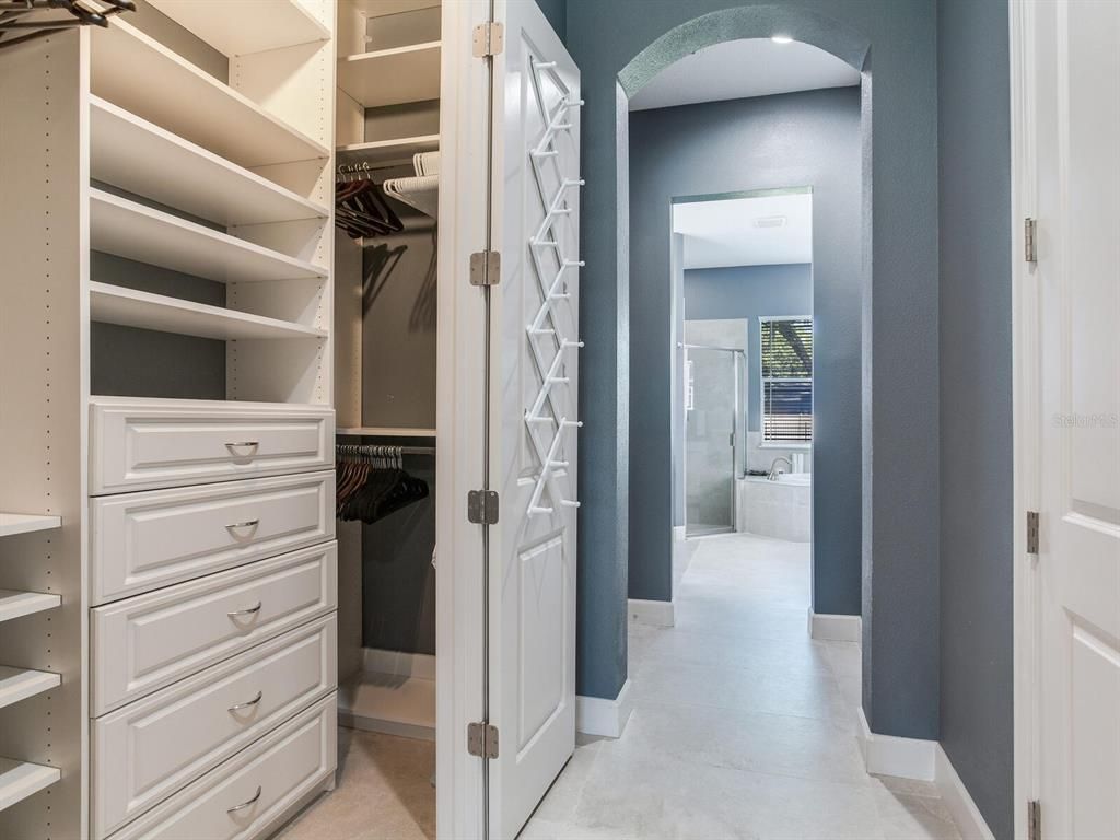 Interior, Recessed Lighting, Walk-in Closets
