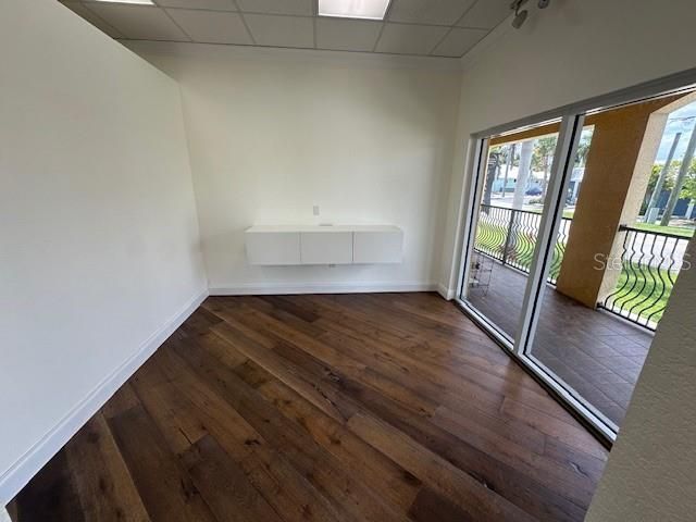 Empty room, Interior, Wood Texture Flooring