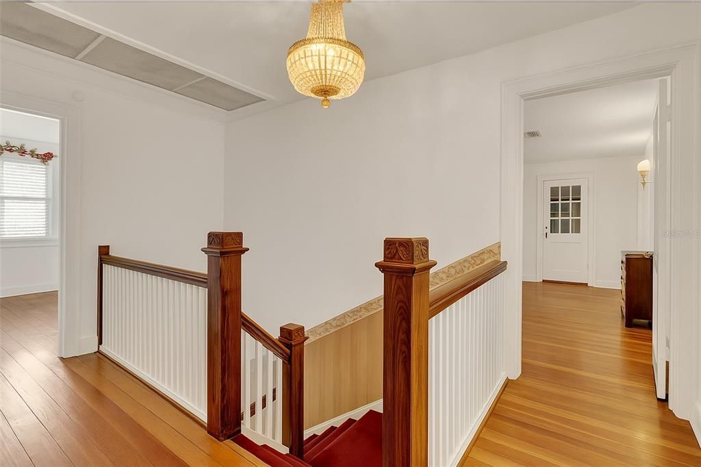 Chandelier, Interior, Wood Texture Flooring