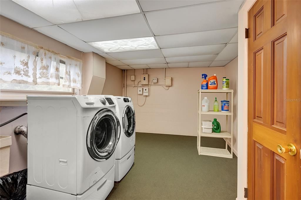 Interior, Washer
