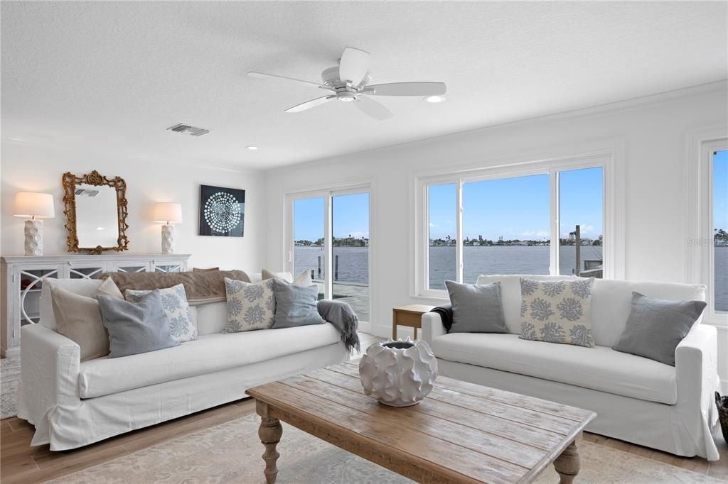 Interior, Living room, Recessed Lighting, Water, Wood Texture Flooring