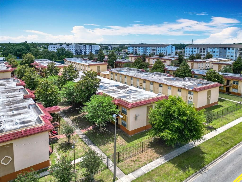 Exterior, Drone