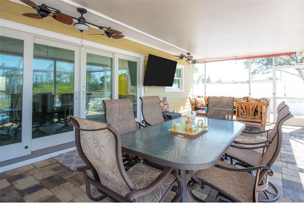 Dining room, Interior, Sun Room