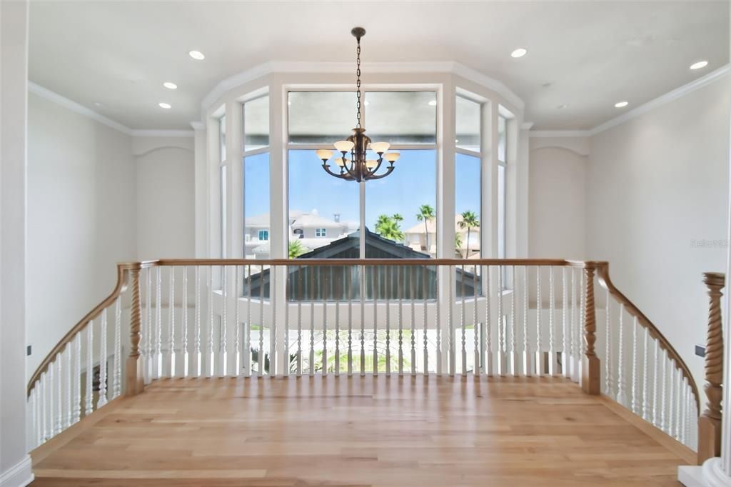 Chandelier, Interior, Recessed Lighting, Wood Texture Flooring