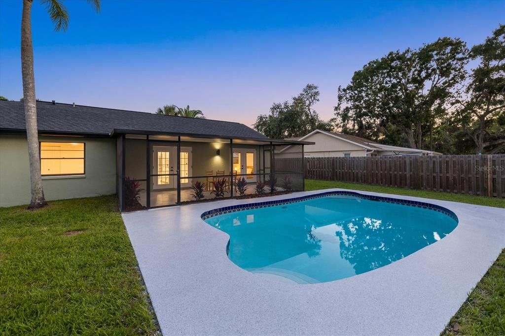 Exterior, Pool