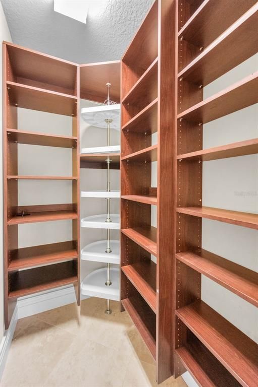Interior, Walk-in Closets