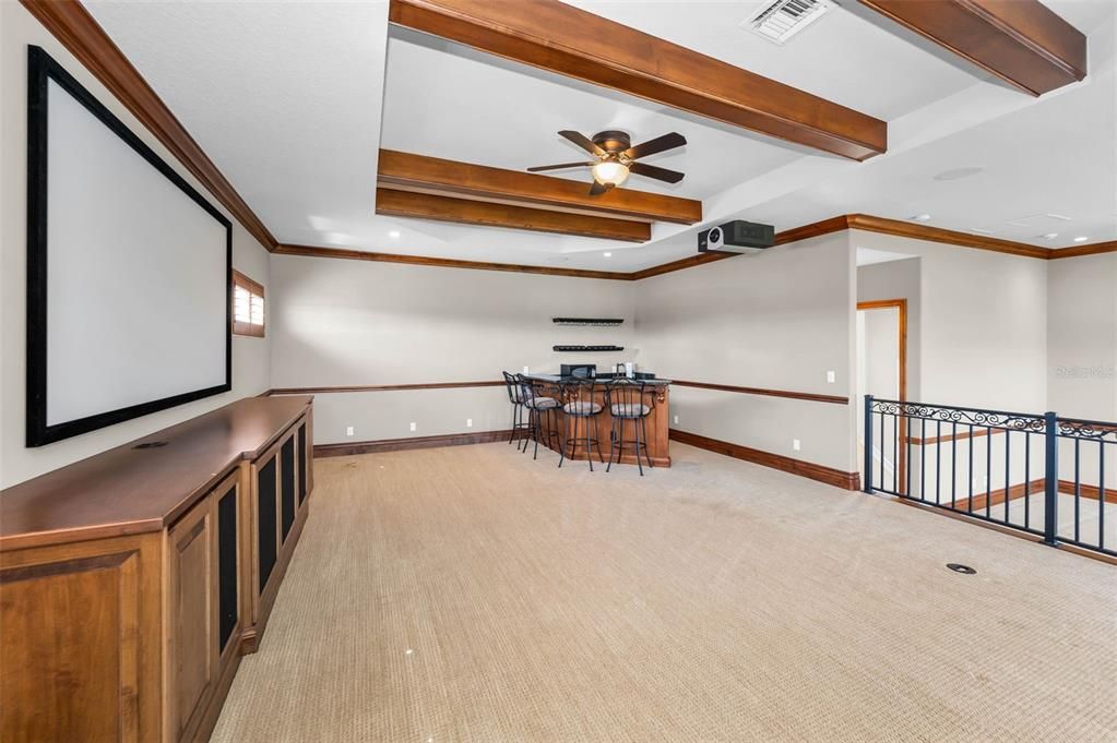 Interior, Projection Screen, Recessed Lighting, Wooden Beams