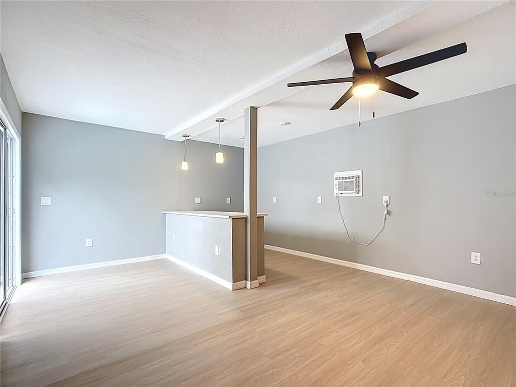 Empty room, Interior, Pendant Lights, Wood Texture Flooring