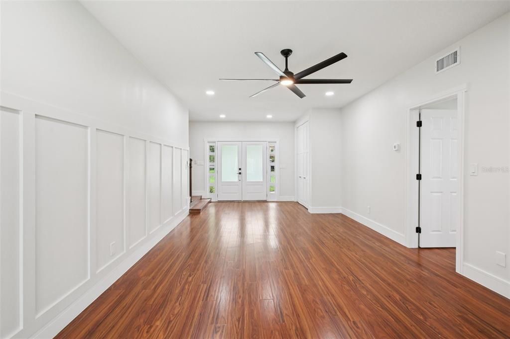 Empty room, Interior, Recessed Lighting, Wood Texture Flooring