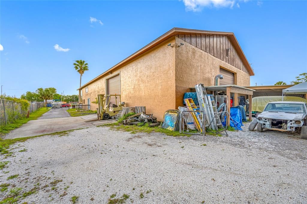 Backyard, Exterior