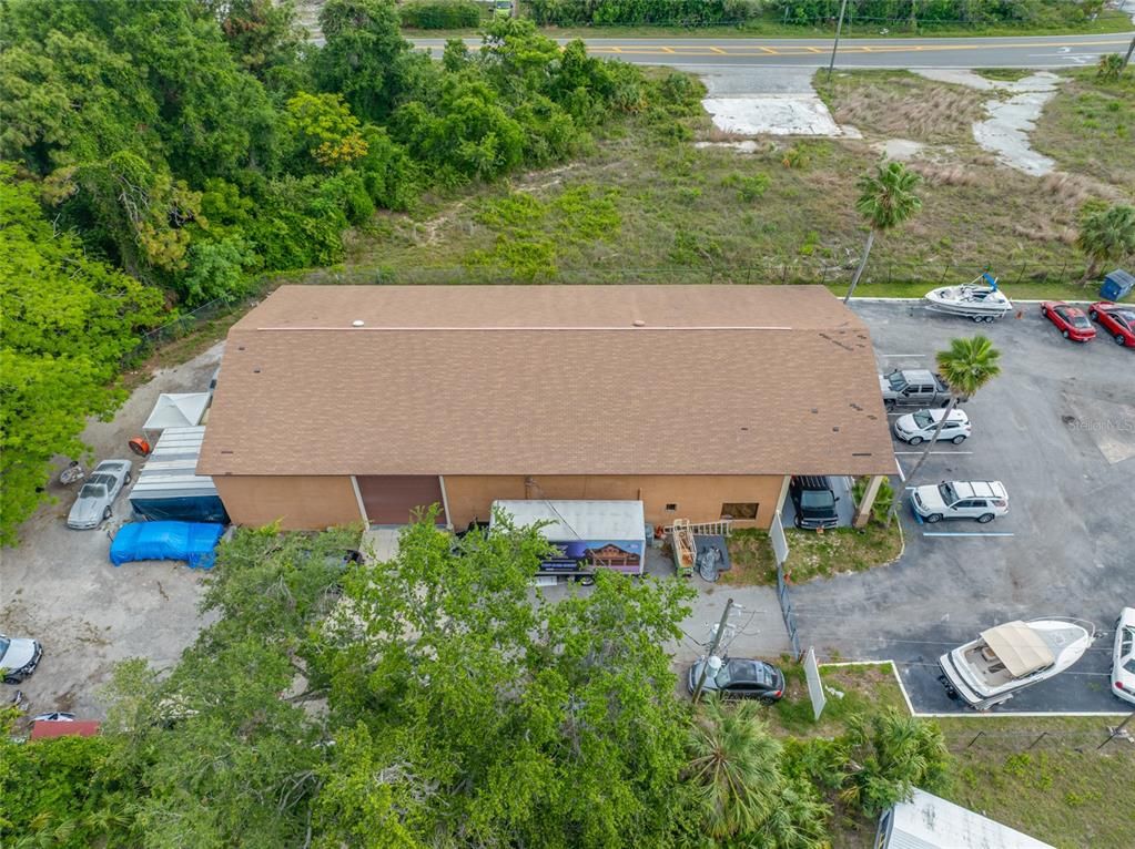 Exterior, Drone