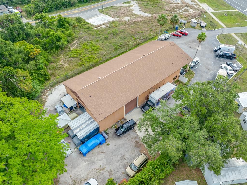 Exterior, Drone