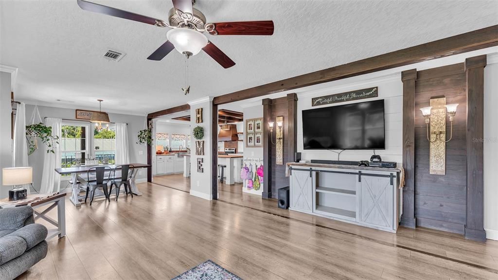 Dining room, Interior, Kitchen, Pendant Lights, Wood Texture Flooring