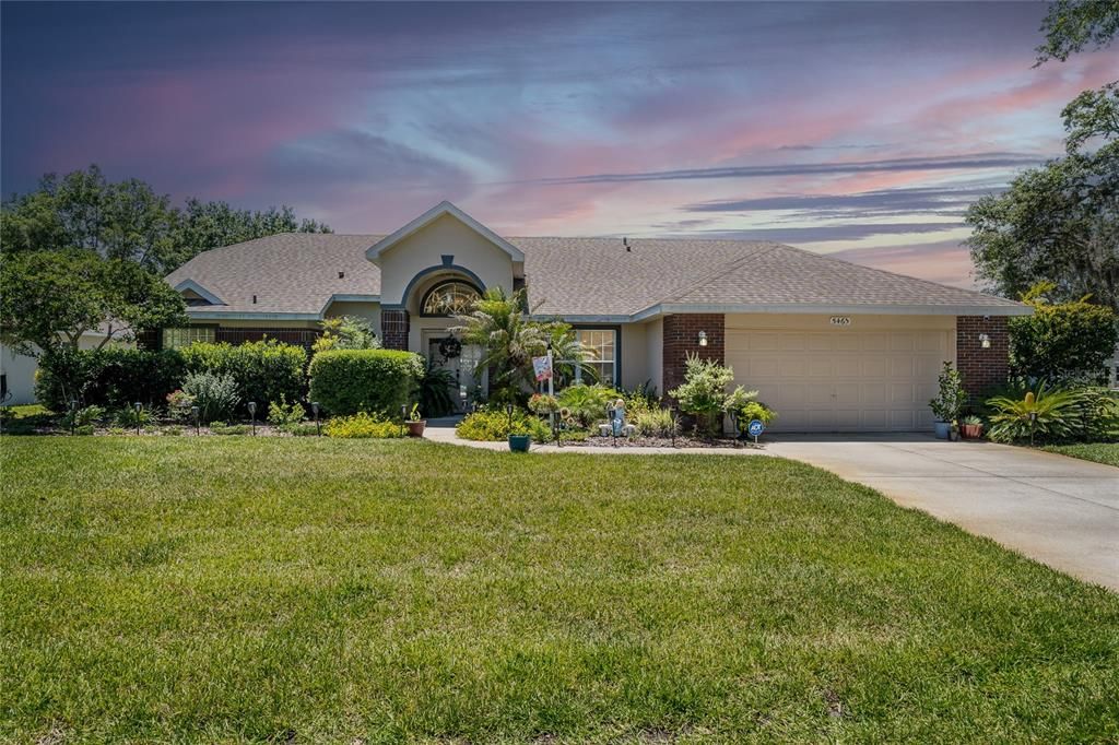 Attached, Backyard, Exterior, Facade, Brick Facade, Ranch