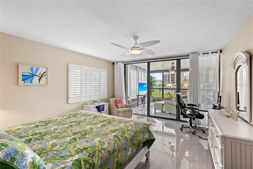 Bedroom, Home Office, Interior, Water