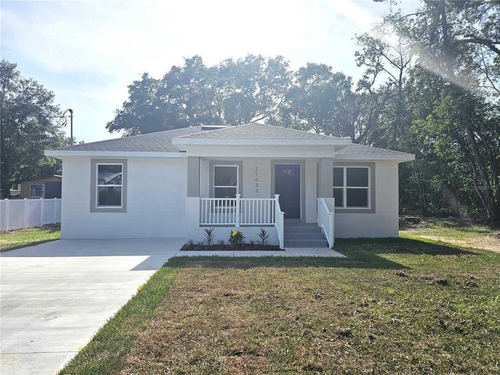 Backyard, Exterior, Facade, Ranch