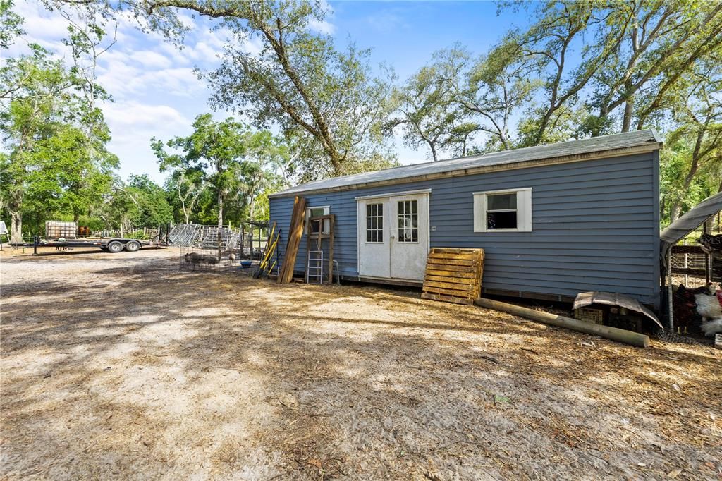 Backyard, Exterior