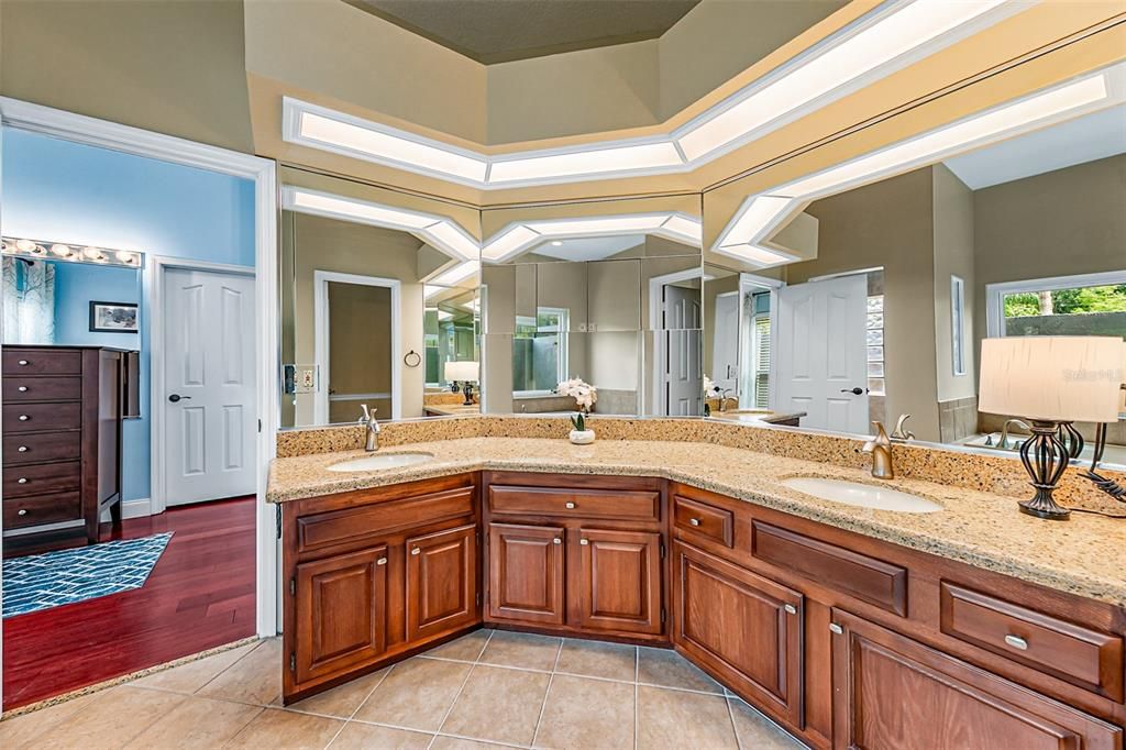 Bathroom, Dual Sink Vanities, Interior, Wood Texture Flooring