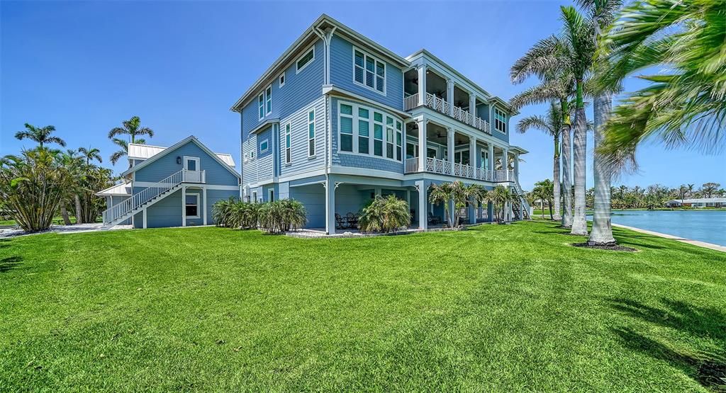 Backyard, Exterior, Water