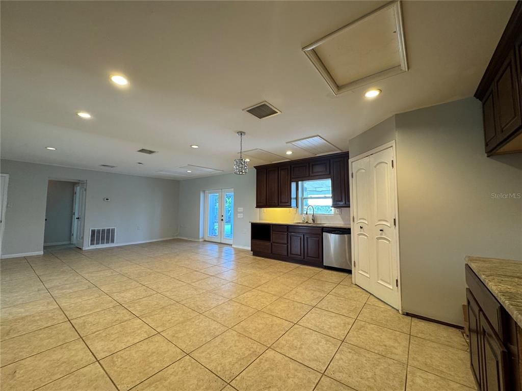 Chandelier, Interior, Kitchen, Recessed Lighting