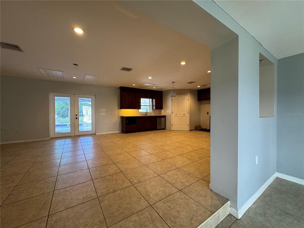 Empty room, Interior, Kitchen, Recessed Lighting