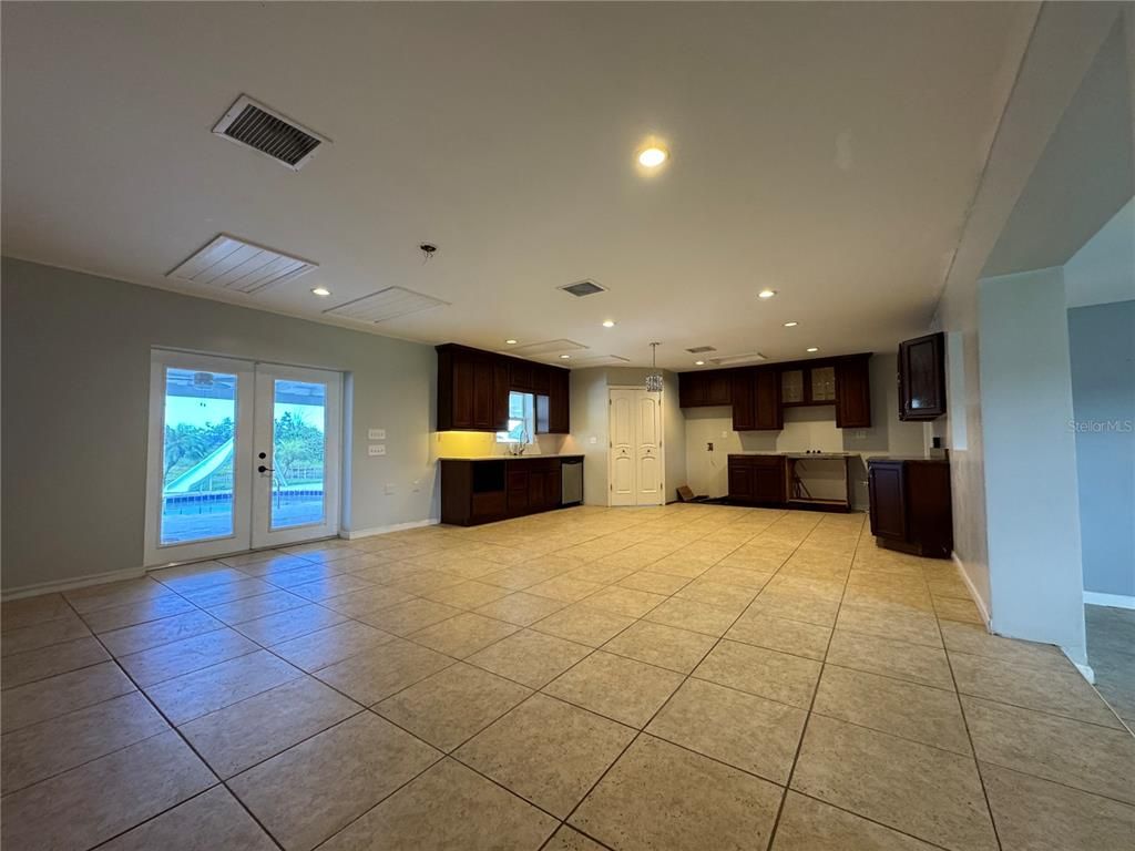 Interior, Kitchen, Pendant Lights, Recessed Lighting