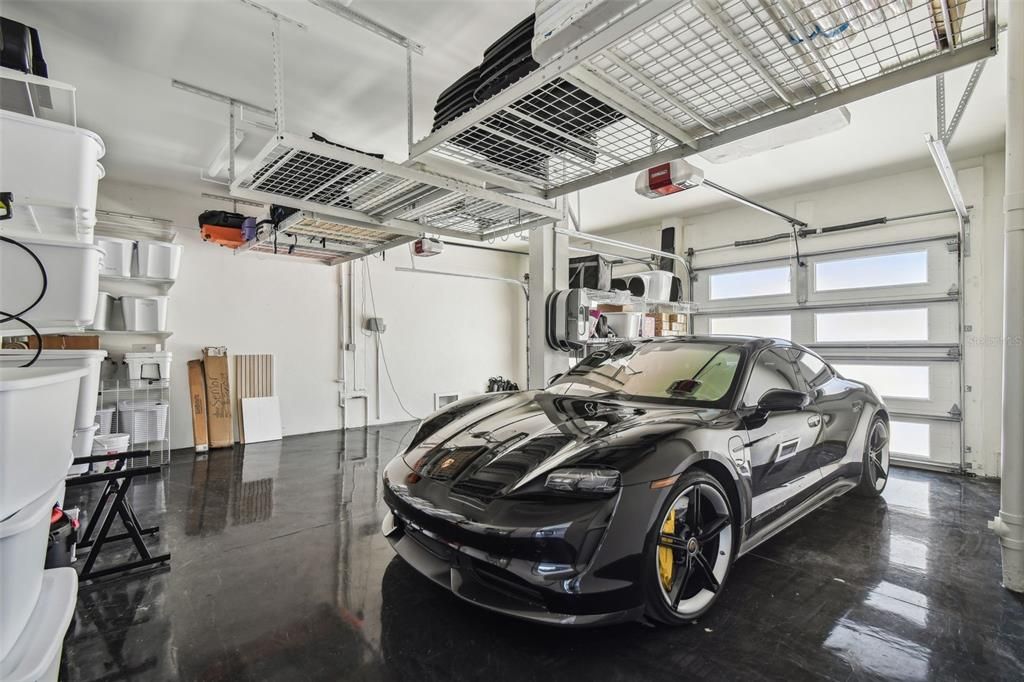 Garage, Interior