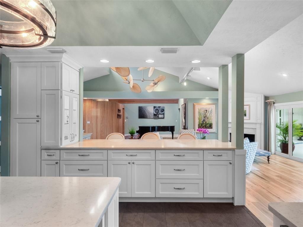 Interior, Recessed Lighting, Wood Texture Flooring