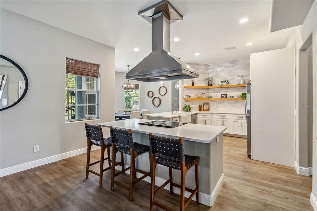 Dining room, Interior, Kitchen, Pendant Lights, Recessed Lighting, Wood Texture Flooring