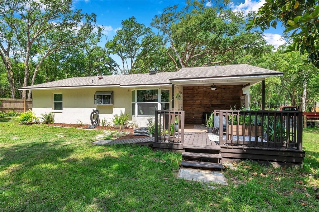 Backyard, Exterior