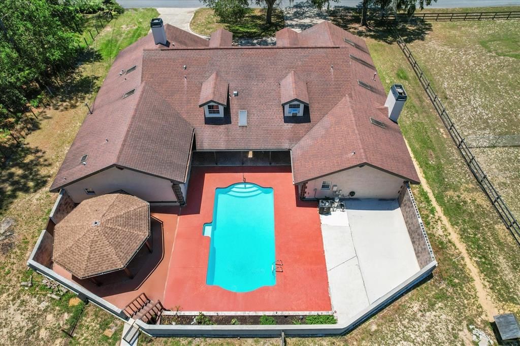 Exterior, Drone