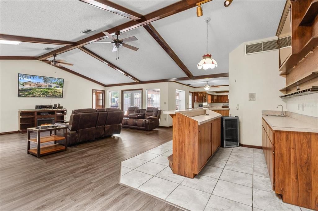 Interior, Living room, Pendant Lights, Wood Texture Flooring