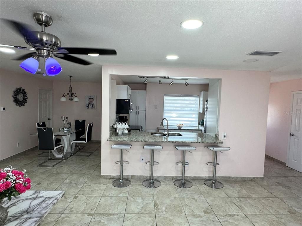Dining room, Interior, Kitchen, Recessed Lighting