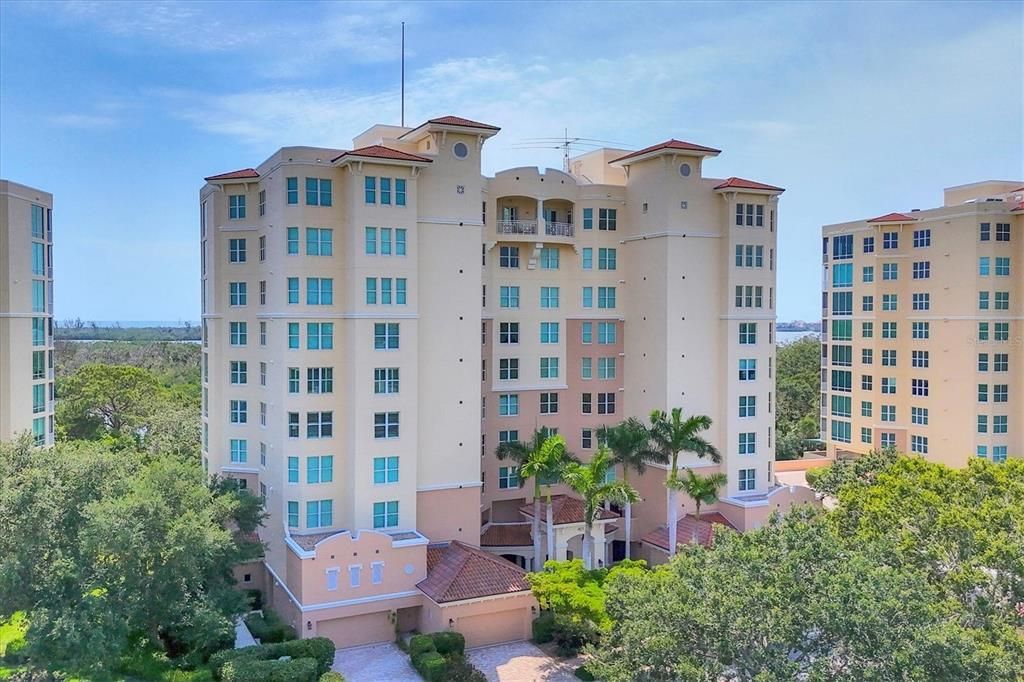 Exterior, Facade, Condo Building