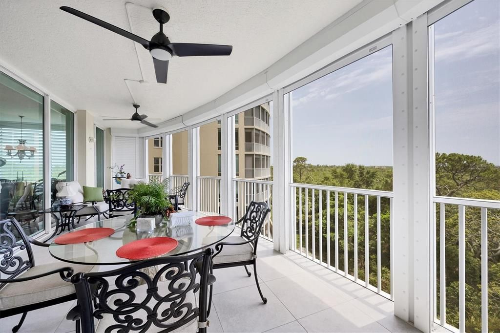 Dining room, Interior, Sun Room, Water