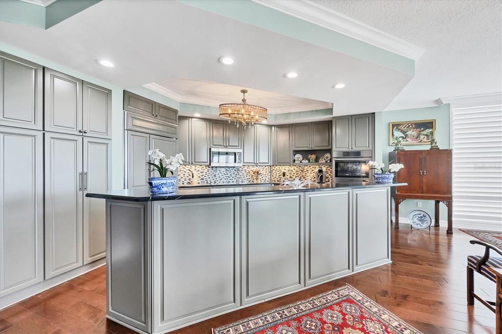 Chandelier, Interior, Kitchen, Recessed Lighting, Stainless Steel Appliances, Wood Texture Flooring