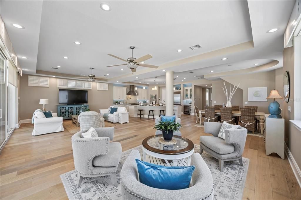 Dining room, Interior, Kitchen, Living room, Recessed Lighting, Wood Texture Flooring