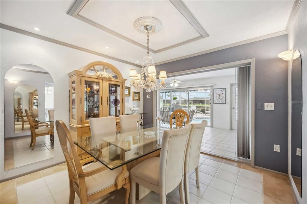 Chandelier, Dining room, Interior, Recessed Lighting
