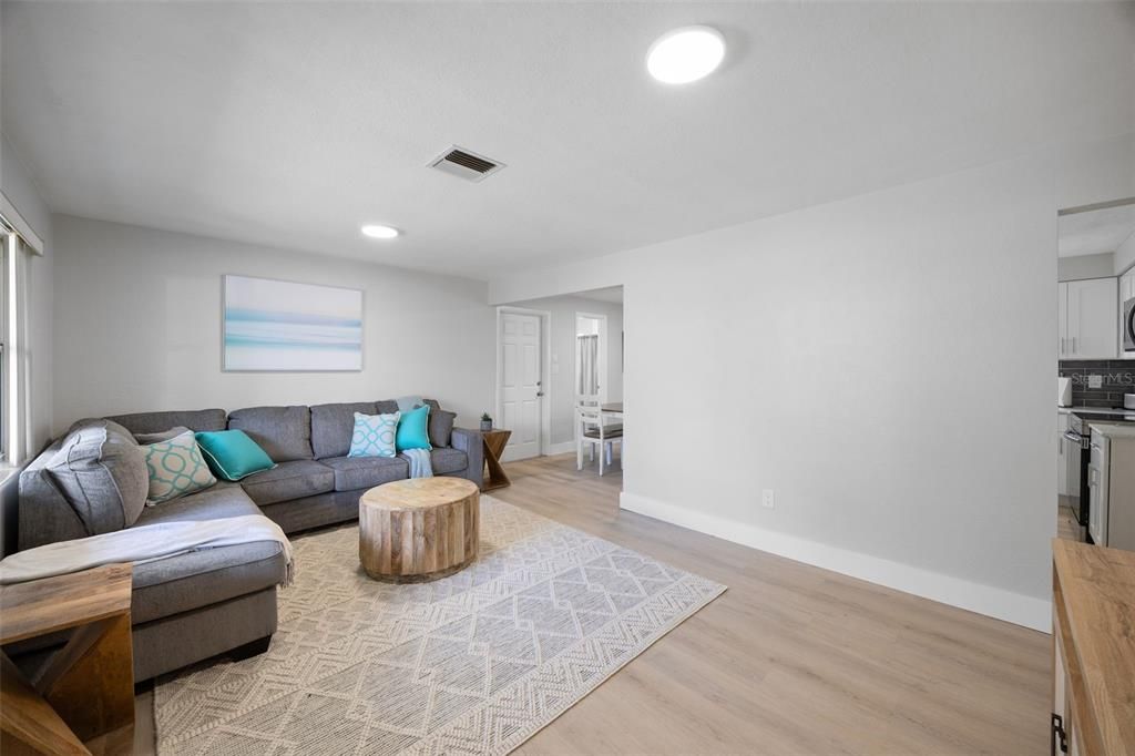 Interior, Living room, Recessed Lighting, Wood Texture Flooring