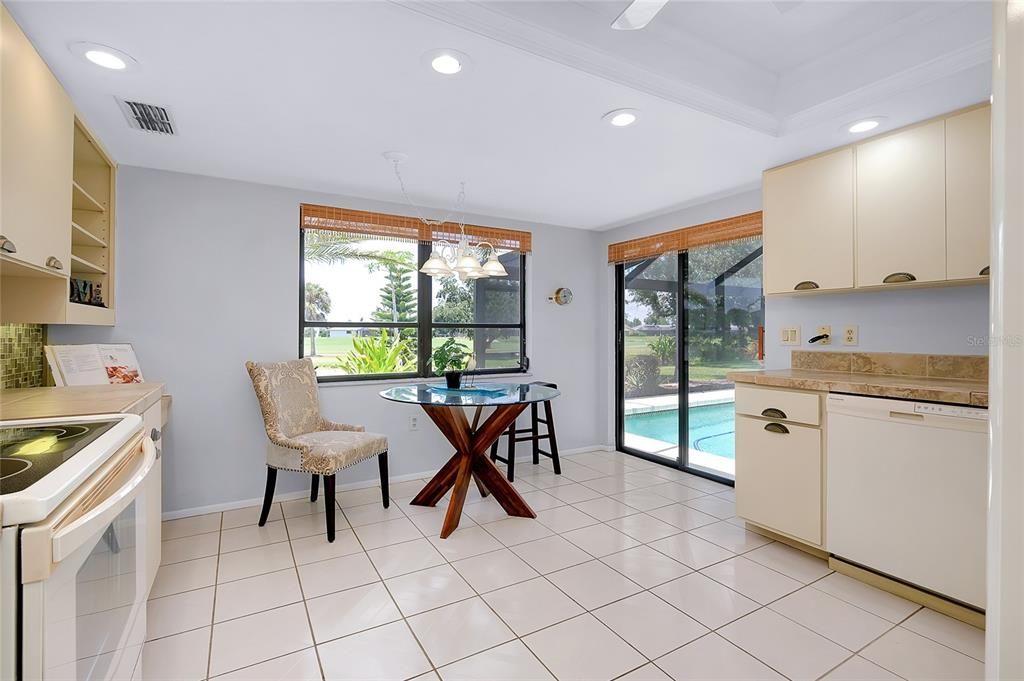 Dining room, Interior, Kitchen, Pendant Lights, Recessed Lighting