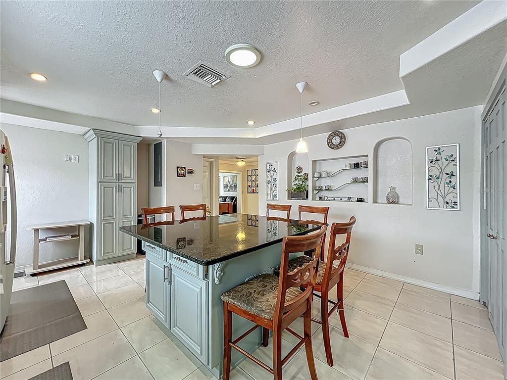 Dining room, Interior, Kitchen, Pendant Lights, Recessed Lighting