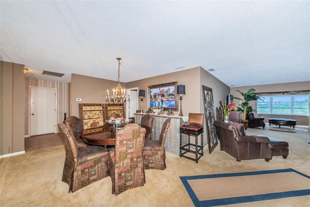 Chandelier, Dining room, Interior, Living room