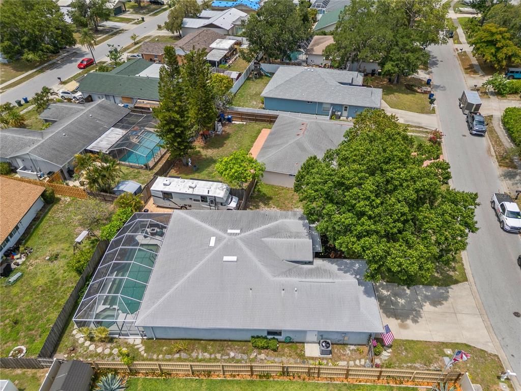 Exterior, Drone