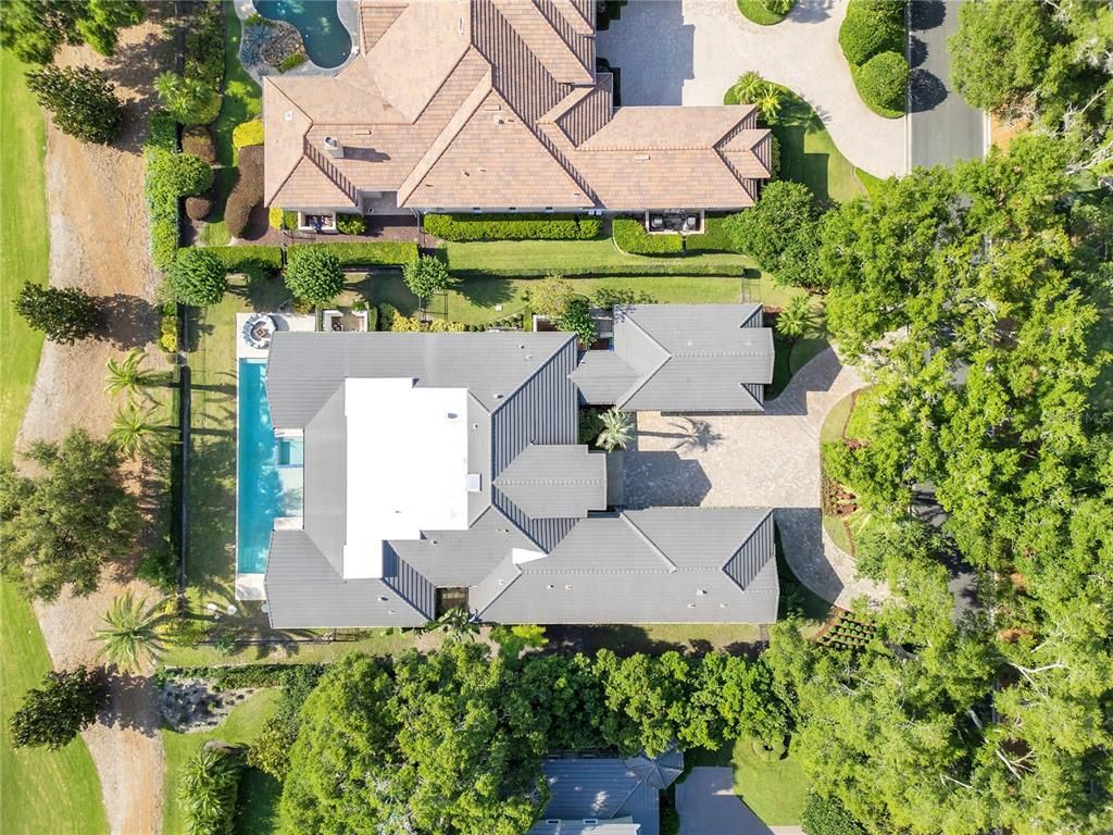 Exterior, Drone