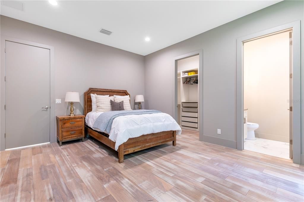 Bathroom, Bedroom, Interior, Recessed Lighting, Wood Texture Flooring